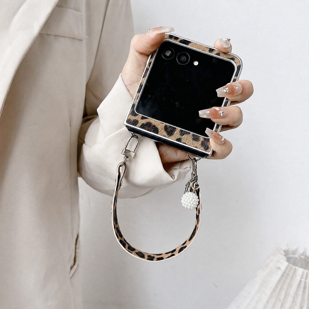 Leopardenmuster Klappbare Hand – Phone Cases That Cover The Camera Bewertung und Preis