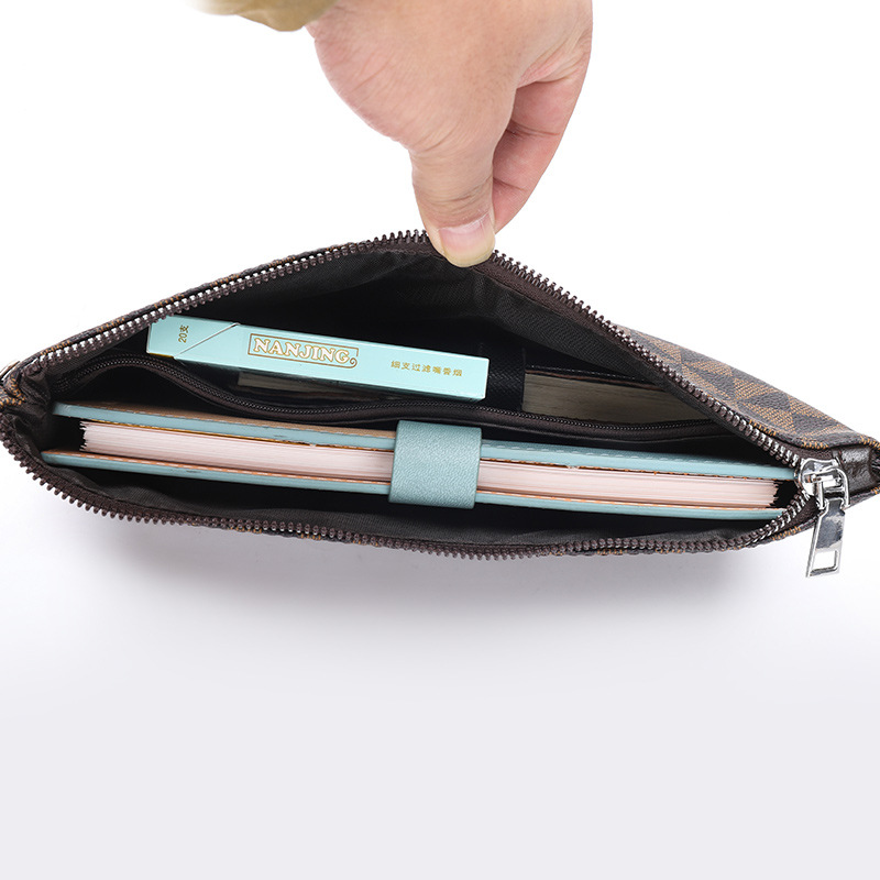 Luxuriöse Designer-Clutch aus  – Phone Cases For Boys Bewertung und Preis